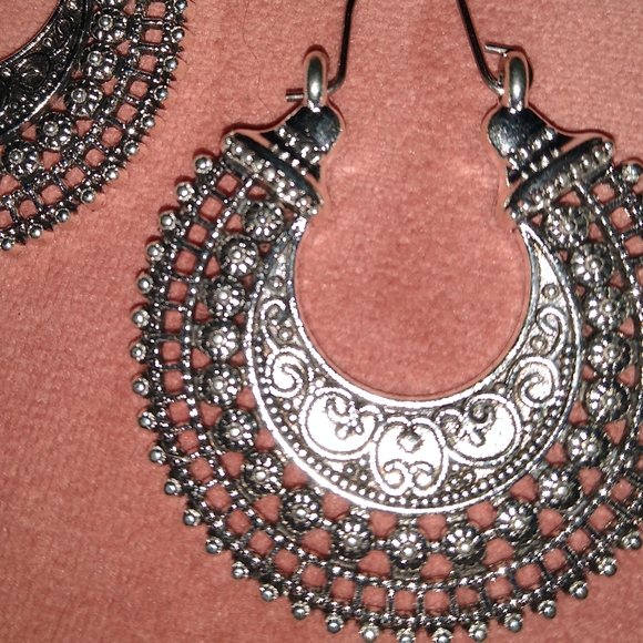 Silver Intricate Filigree Lace Earrings India Huggie Hoops Bohemian Aesthetic - Picture 3 of 8